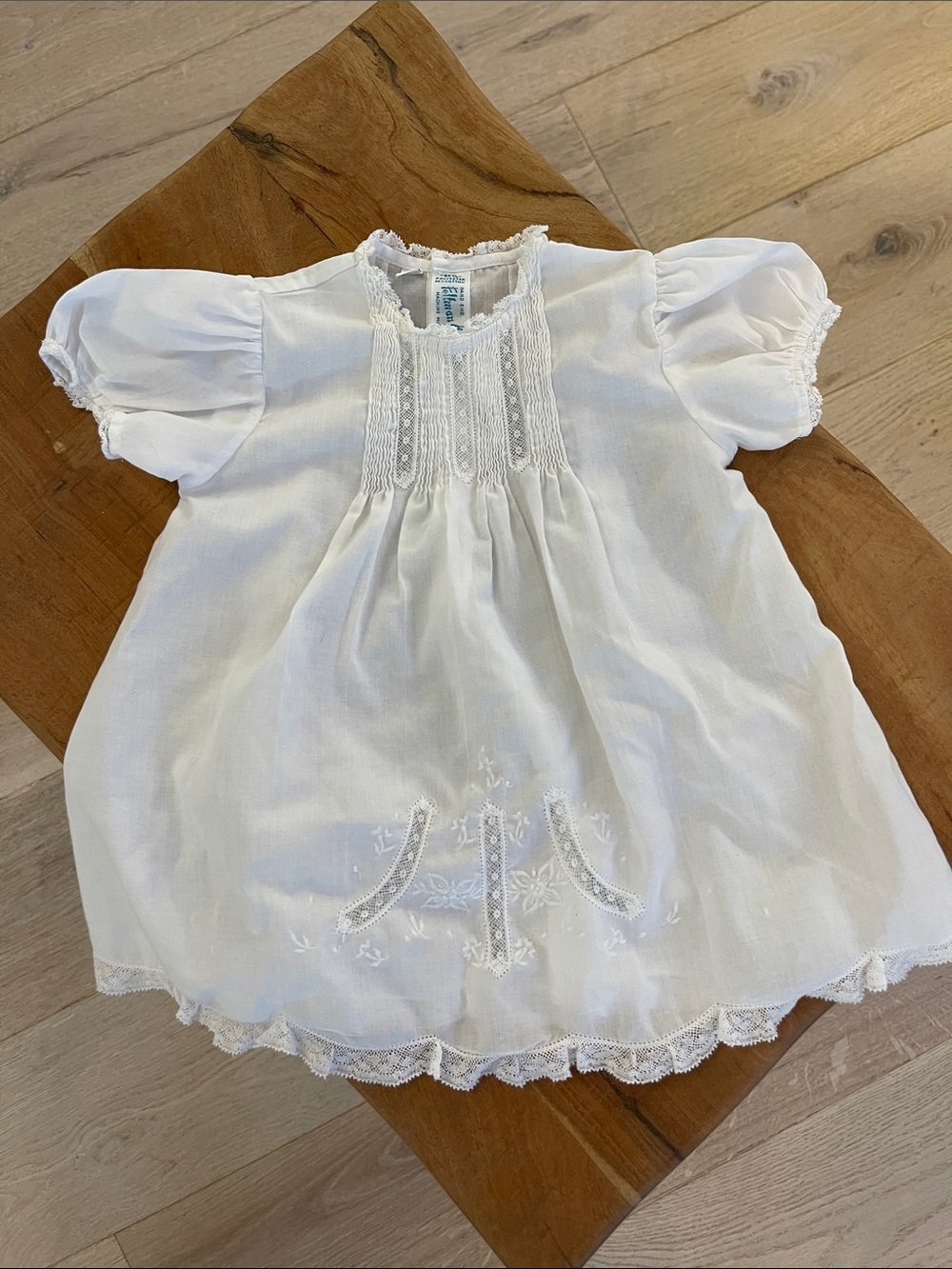 FELTMAN BROS embroidered and lace slip dress size 6 months